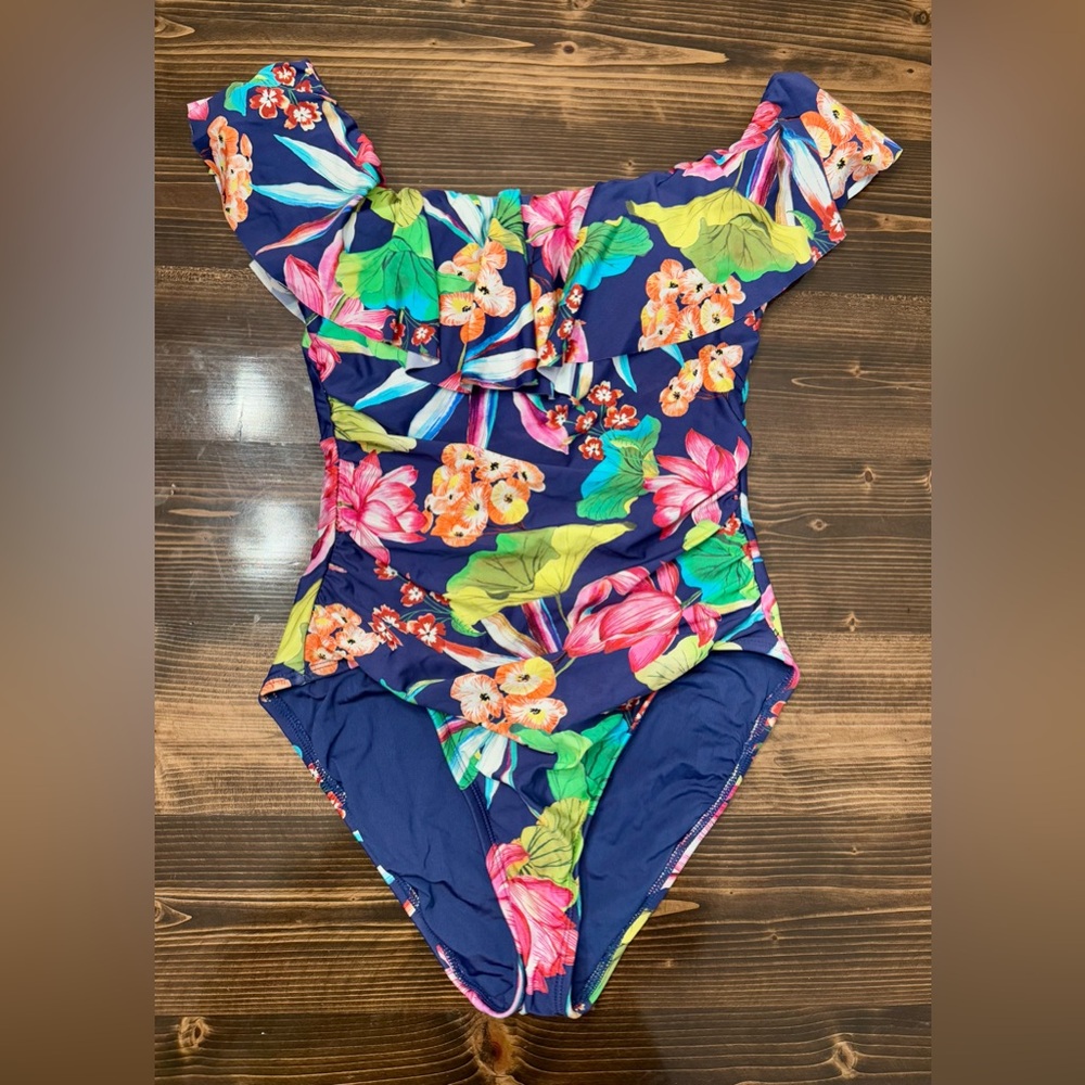 La Blanca Ruffle Off Shpulder One Piece Swimsuit‎ - Navy Tropical Floral Size 6